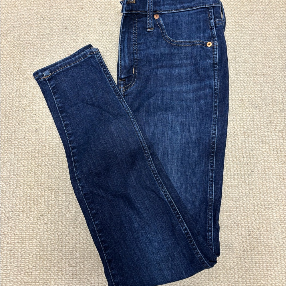 Madewell dark blue skinny jeans